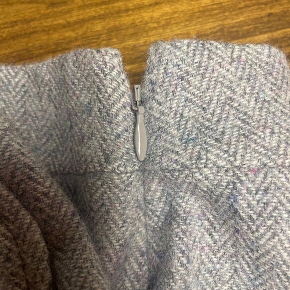 Talbots Wool Blend Chevron Crest Button Skirt Gray Sz 10 - Picture 6 of 8